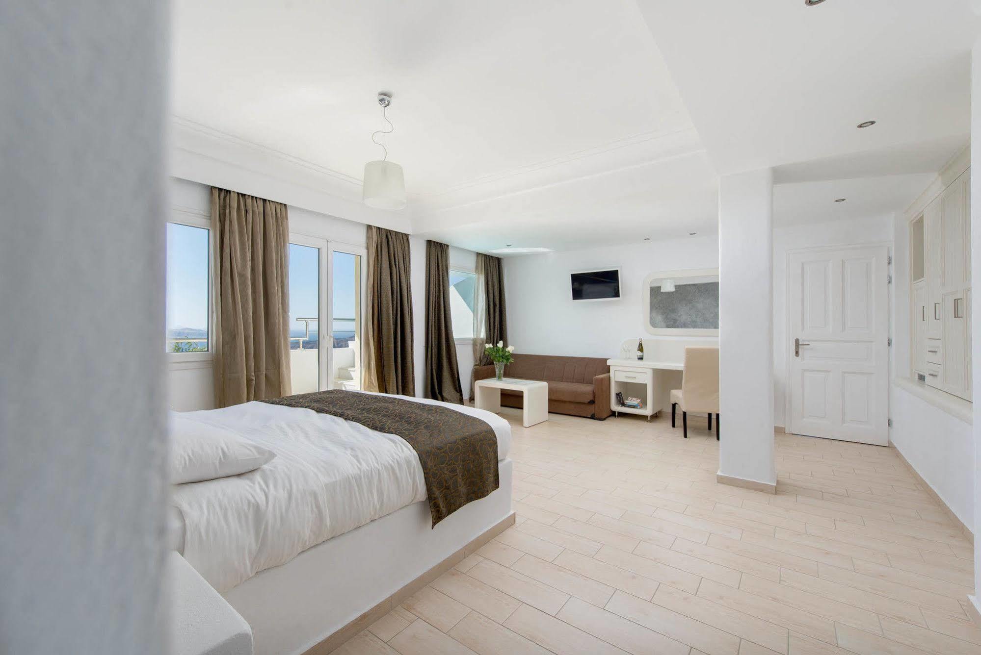 Tzekos Villas Фира Екстериор снимка
