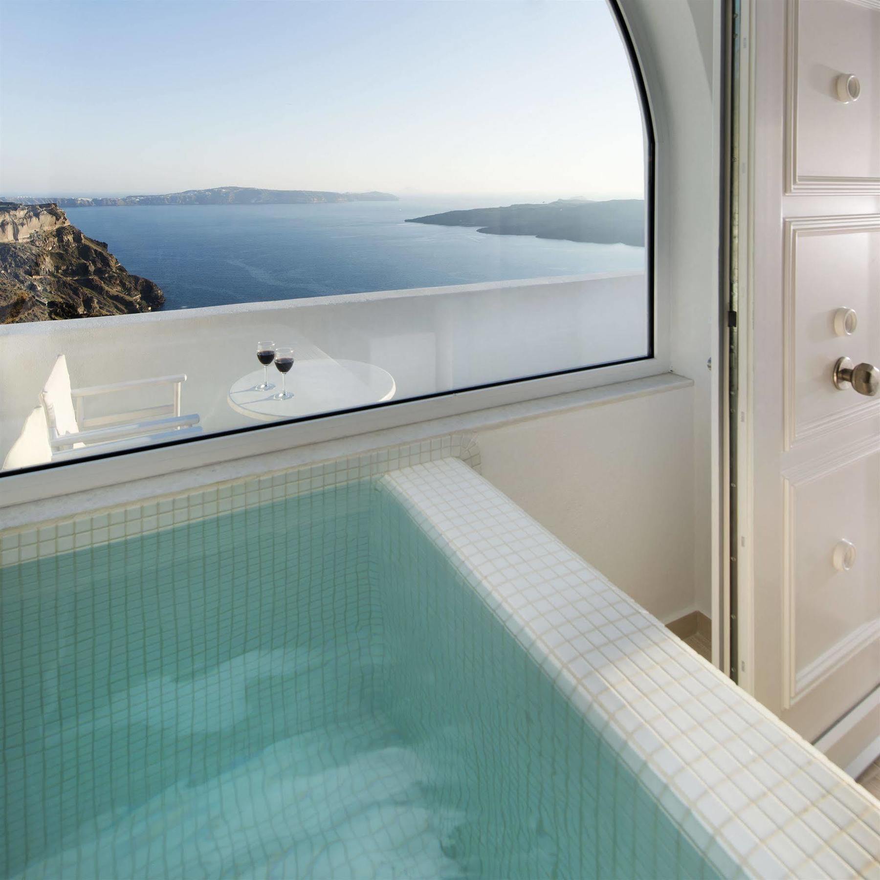Tzekos Villas Фира Екстериор снимка